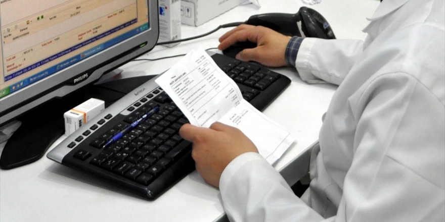 Kovid-19 Tedbirleri Kapsamında 'Kağıt Reçeteler' Asgari Düzeyde Yazılacak