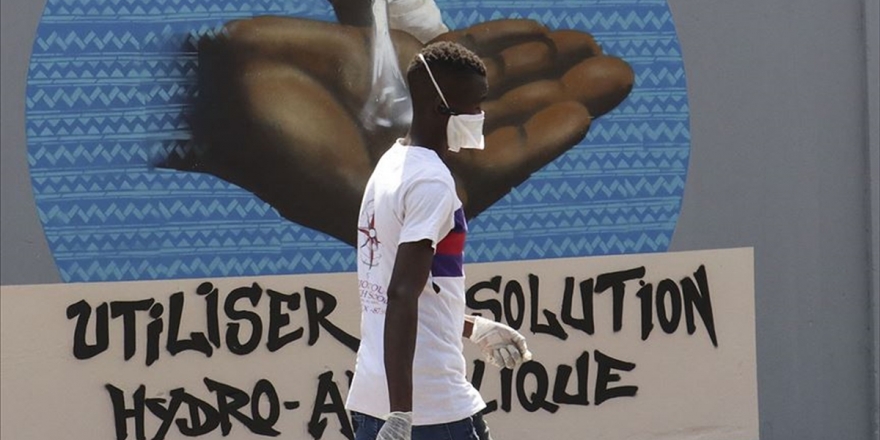 Senegal Kovid-19'da Hidroksiklorokin Tedavisini Sürdürecek