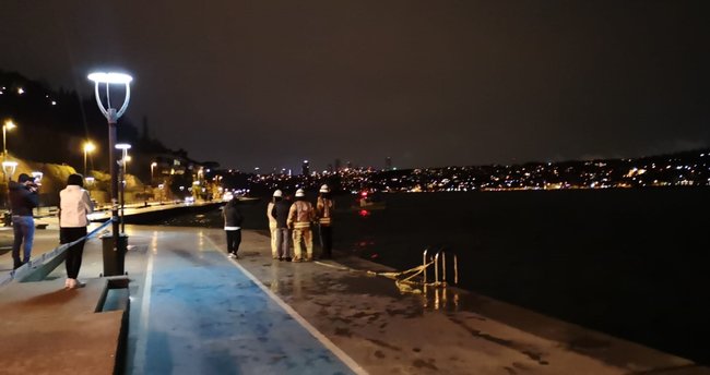 Otomobil denize uçtu! Sürücüyü bölgede tesadüfen bulunan dalgıç kurtardı