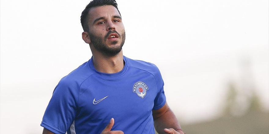 Kasımpaşalı Futbolcu Aytaç Kara: Önemli Olan Bu Süreci Atlatmamız