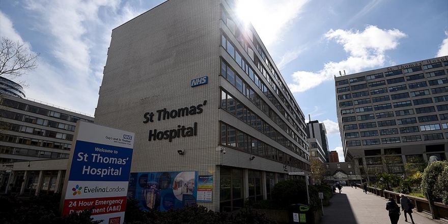 İngiltere Başbakanı Johnson Hastanede Gözlem Altında Kalacak