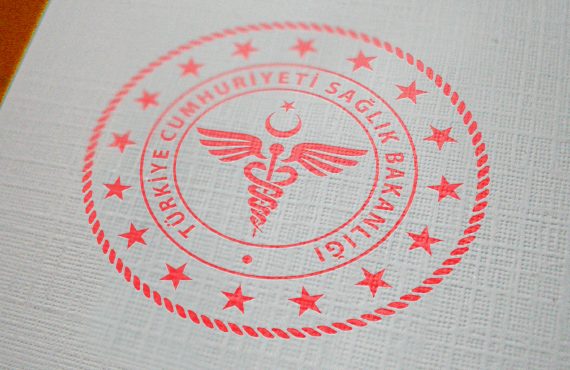 Sağlık kuruluşlarına girişlerde maske zorunluluğu getirildi