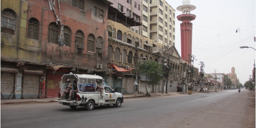 Pakistan'da En Yüksek Sayıda Günlük Kovid-19 Vakası Kayda Geçti