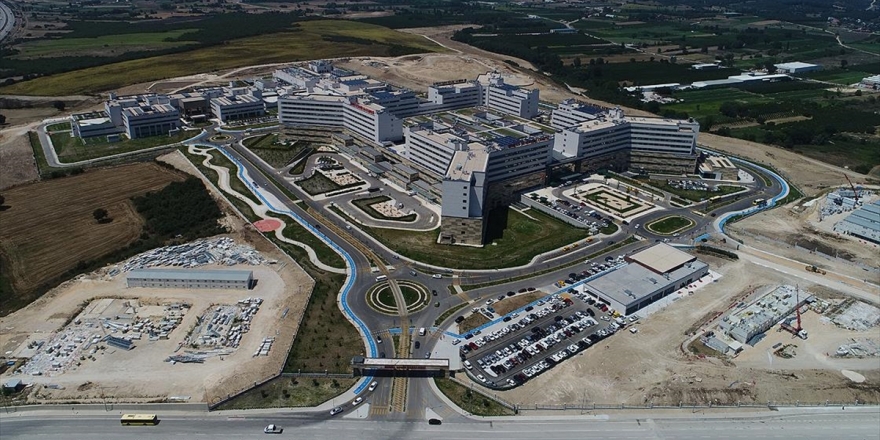 Bursa Şehir Hastanesi Verdiği Hizmetle İleri Sevk Merkezi Konumuna Geldi