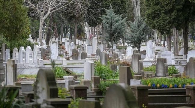 Ankara'da mezarlıklar ziyarete kapatıldı