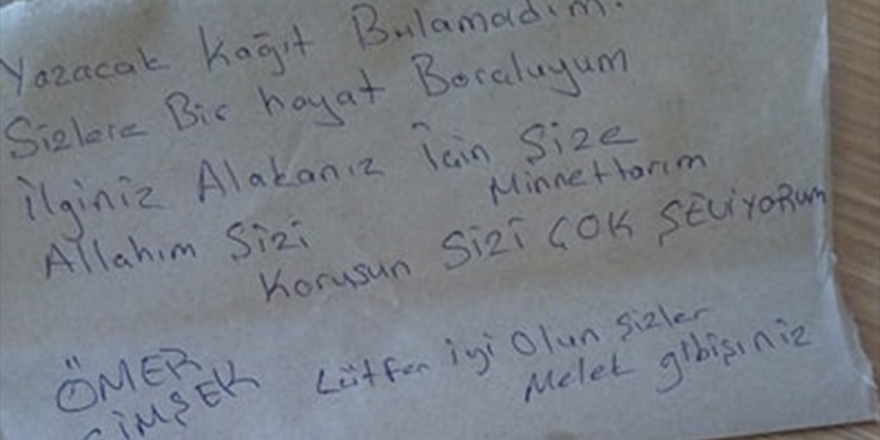 'Sağlıkçılara Sizlere Hayat Borçluyum' Notu Bırakan Gençten 'Evde Kal' Çağrısı