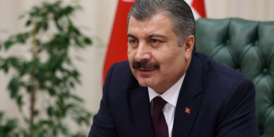 Sağlık Bakanı Koca: Kovid-19'da Yoğun Bakıma Geçişte Azalma Eğilimi Sürüyor