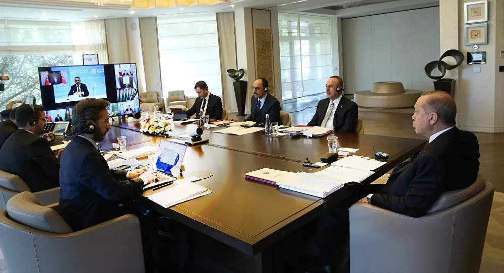 Gözler üçüncü dijital kabinede: Sokağa çıkma yasağının genişletilmesi, lokal karantina önlemleri ve terhisler gündemde