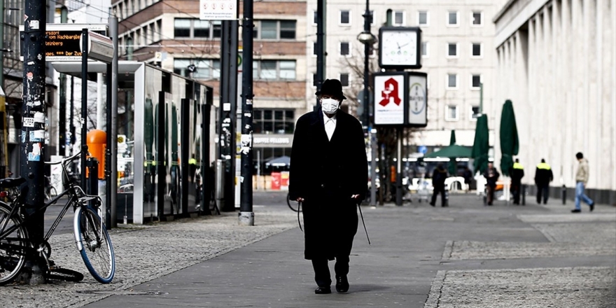 Almanya’da Kovid-19 Sebebiyle Ölenlerin Sayısı 3 Bin 495'e Yükseldi