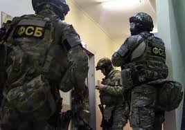 FSB: Kırım’da terör saldırıları planlayan ve Rusları kendi saflarına çekmeye çalışan Ukraynalı casuslar gözaltına alındı