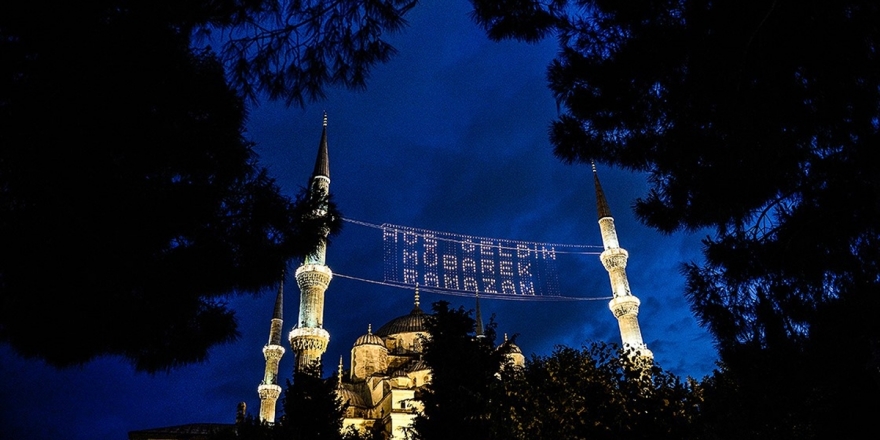 Ramazan Hilali Önce Afrika'da Görülecek