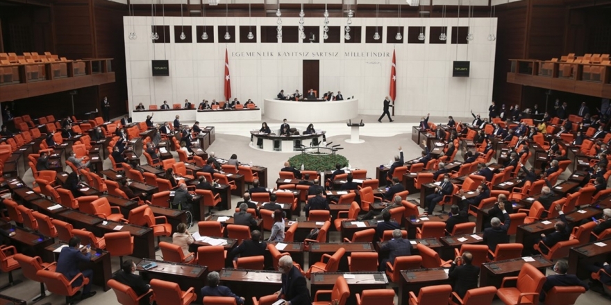 Tbmm'nin Çalışmalarına Ara Vermesine Dair Karar Resmi Gazete'de