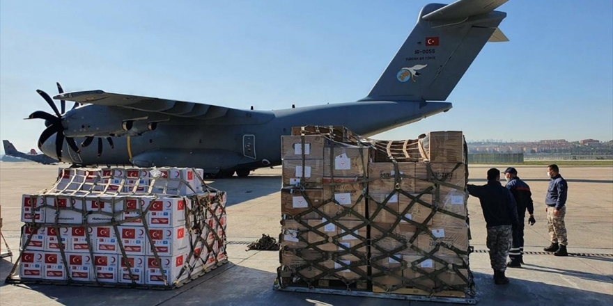 Türkiye'nin Gönderdiği Sağlık Malzemeleri Somali'ye Ulaştı
