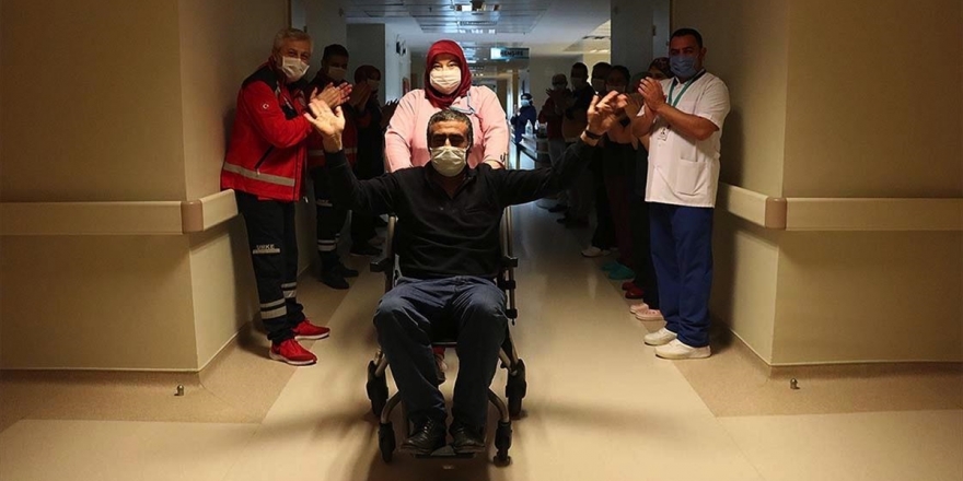 Kovid-19'da Vaka Oranı Hızla Düşerken İyileşenlerin Sayısı 3 Katın Üzerine Çıktı