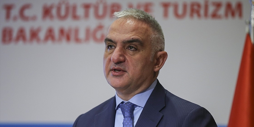 Bakan Ersoy'dan 'Profesyonel Turist Rehberleri İçin Kredi İmkanı' Açıklaması