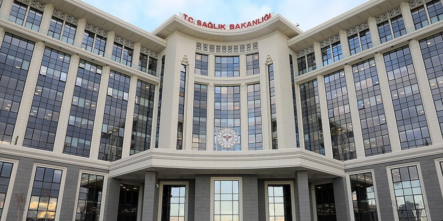 Sağlık Bakanlığı: Türkiye'de Kovid-19'dan İyileşen Hasta Sayısı 11 Bin 976'ya Ulaştı