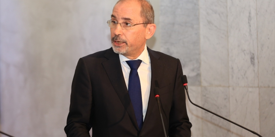 Ürdün Dışişleri Bakanı Safedi: Topraklarımız Üzerinden Rukban Kampı'na Yardım Girişine İzin Vermeyeceğiz