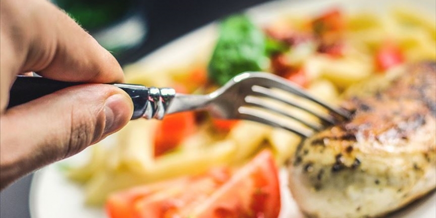 Koronavirüs Sürecinde Sağlıklı Beslenmenin Anahtarı '3 Çeyrek' Modeli