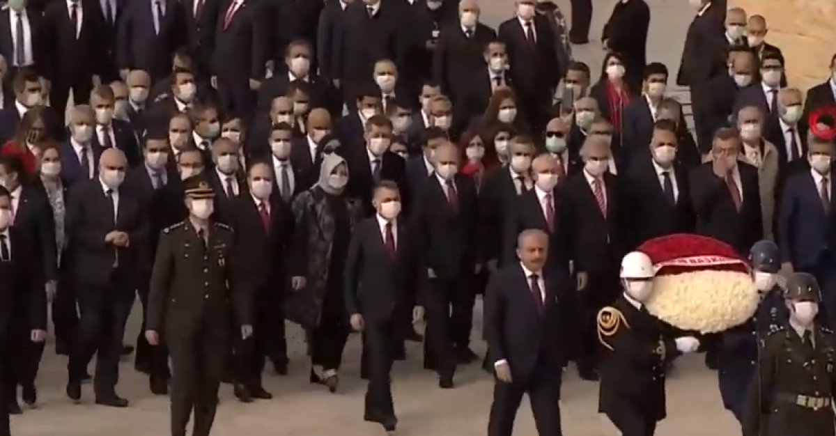 Anıtkabir'de 23 Nisan töreni