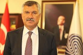 Adana Büyükşehir Belediye Başkanı Karalar: Ekmeği 'Parasız dağıtamazsın' dediler, ben de 5 kuruşa dağıttım