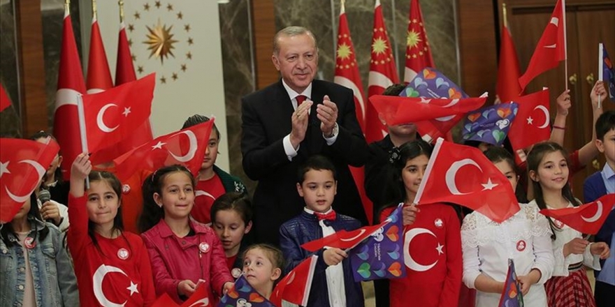 Cumhurbaşkanı Erdoğan: 23 Nisan Günü Demokrasinin Ve Millet Egemenliğinin En Önemli Sembolüdür