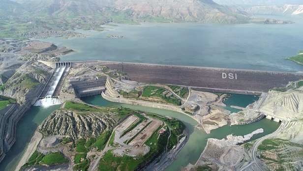 Türkiye'nin vizyon projesinde ilk tribün dönmeye başladı! Para basacak