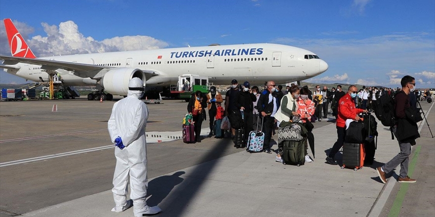 Dışişleri Bakanı Çavuşoğlu: Bugüne Kadar 60 Binin Üzerinde Vatandaşımızı Ülkemize Getirdik