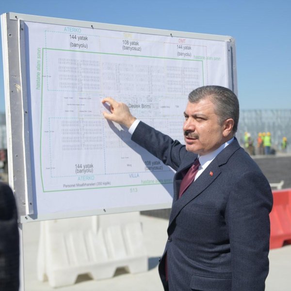 Bakan Koca'nın şehir hastaneleri paylaşımı