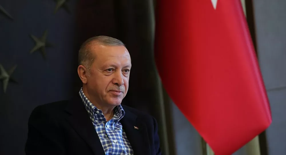 Erdoğan: Bu devlet milletinin mecnunudur, sevdiği gurbet elde olsa da onu asla yalnız bırakmaz