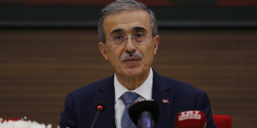 Savunma Sanayii Başkanı Demir'den Sağlıkta Yerli Ve Milli Teknolojik Ürünler Müjdesi