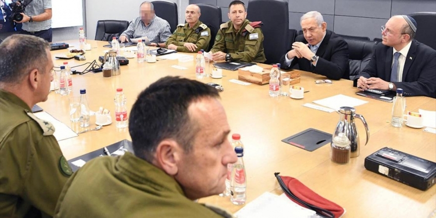 İsrail Savunma Bakanı Bennett: Yeni Stratejimiz İran'ı Suriye'den Çıkarmak