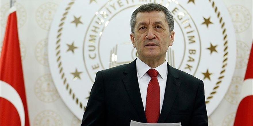 Milli Eğitim Bakanı Selçuk Uzaktan Eğitim Sürecinin Takvimini Açıklayacak