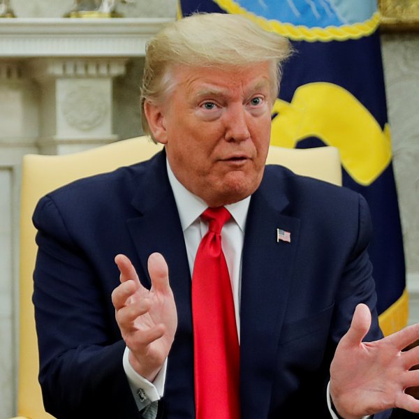 Trump, Çin'den çıkış yapan uçakları sordu