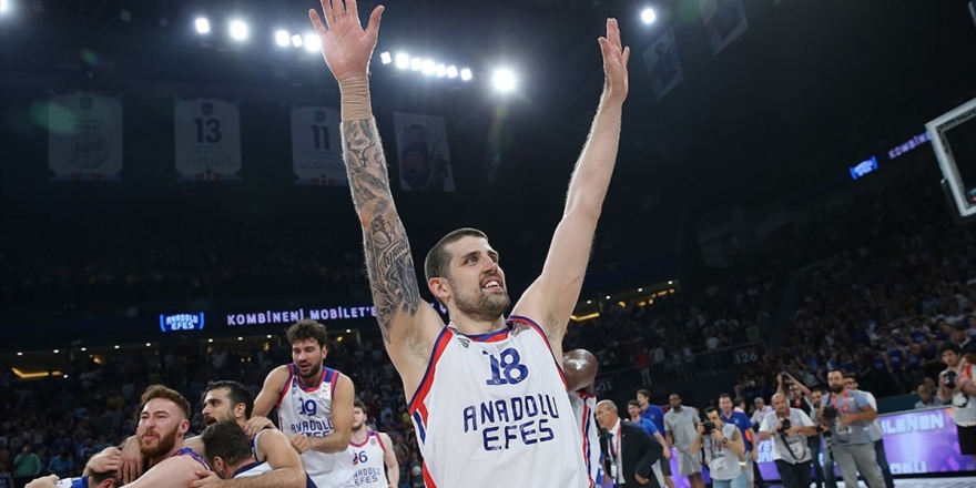 Fransız Basketbolcu Moerman Türkiye'de Kendini Daha Güvende Hissediyor