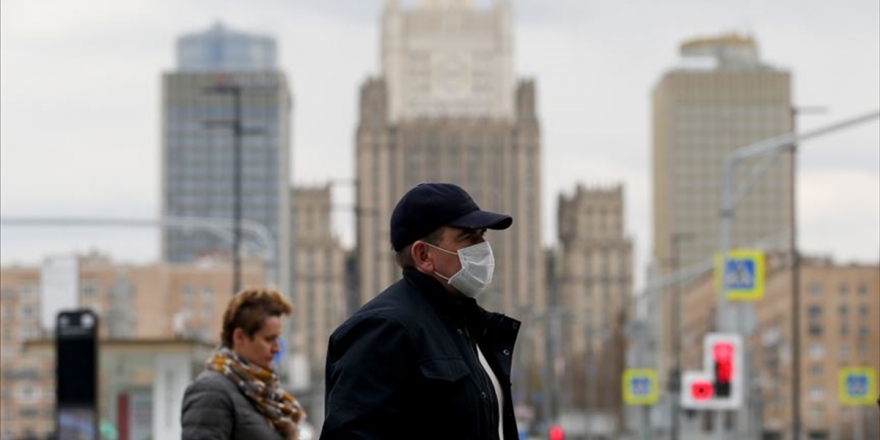 Dünya Genelinde Tedavisi Süren Kovid-19 Hasta Sayısı 2 Milyonu Aştı