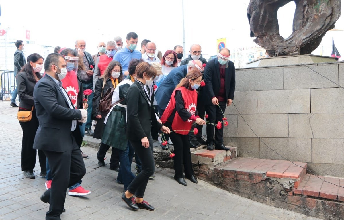 Taksim'de koronaya rağmen 1 Mayıs anması