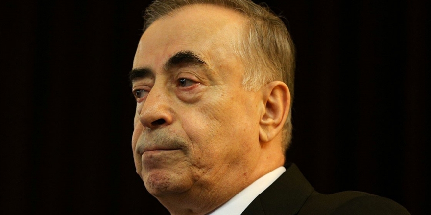 Galatasaray Kulübü Başkanı Cengiz Halsizlik Ve Kilo Kaybı Şikayeti Nedeniyle Hastaneye Yatırıldı