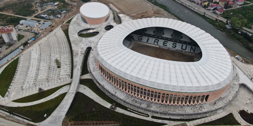 Çotanak Spor Kompleksi İnşaatında Sona Yaklaşılıyor