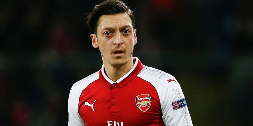 Mesut Özil Türk Kızılaya 713 Bin Lira Bağışta Bulundu