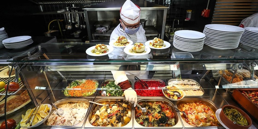 Lokantacı Ve Pastacılar İş Yerlerinin Yeniden Açılmasını Bekliyor