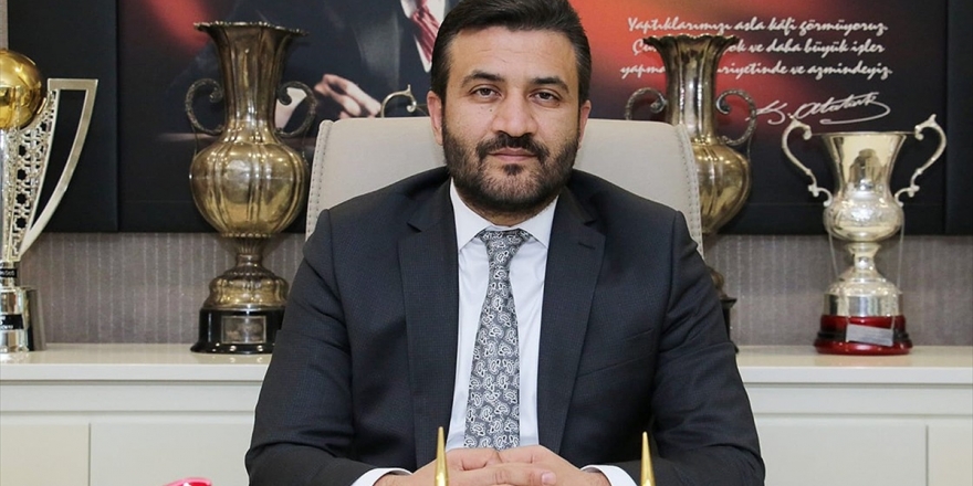 Ankaragücü Başkanı Mert: Kovid-19 Testi Pozitif Çıkan Futbolcumuzun Durumu Ağır Değil