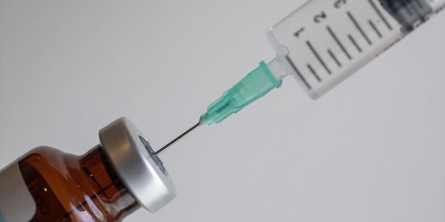 Biontech İle Pfizer, Kovid-19 Aşısı İçin Abd'de Testlere Başladı