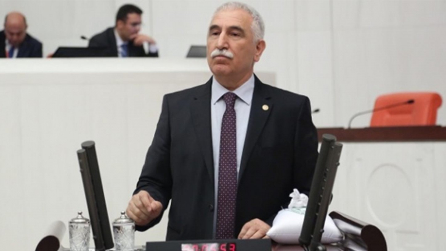 CHP’Lİ DURMAZ “ YİĞİT MUHTAÇ OLDU KURU SOĞANA!”