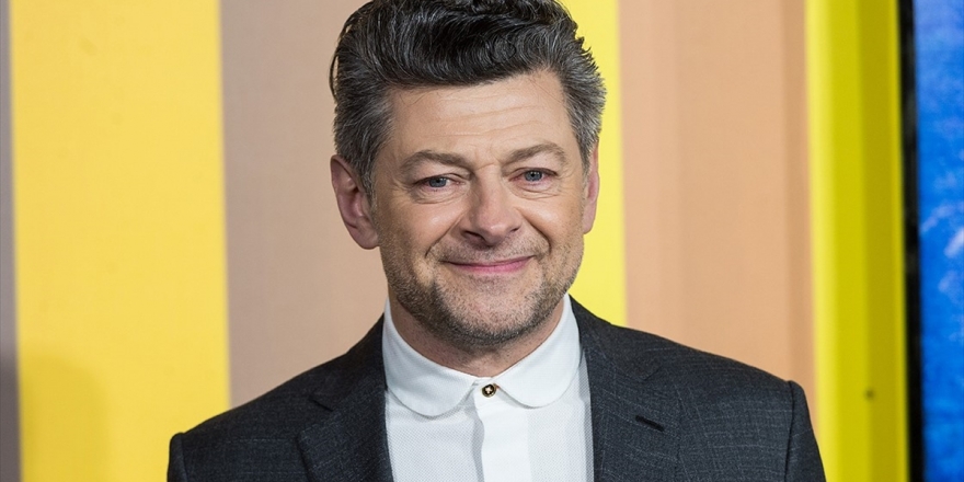 Yüzüklerin Efendisi'nin 'Gollum'u Kovid-19'a Karşı Bağış İçin Hobbit'i Canlı Okuyacak