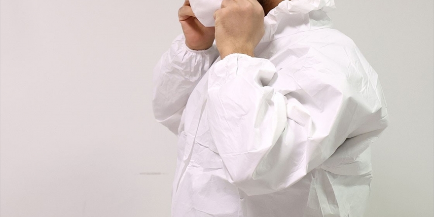 İngiltere Hükümeti: Türk Yetkililerin Temin Ettiği 68 Bin Tulumun Tamamı Kalite Testlerini Geçti