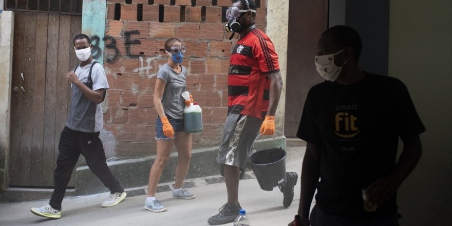 Brezilya'da Son 24 Saatte Kovid-19 Nedeniyle 751 Kişi Öldü