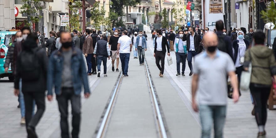 'Kontrollü Sosyal Hayat'a Geçişin İlk Büyük Adımları Yarın Atılacak