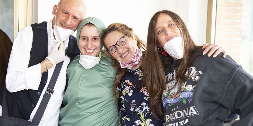 Mit’in Kurtardığı İtalyan Kız Artık Ayşe İsmini Kullanacağını Açıkladı