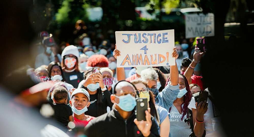 Siyah gencin beyaz katilleri nihayet gözaltında: Atlanta Belediye Başkanı Trump'ı ırkçı saldırıları teşvikle suçladı