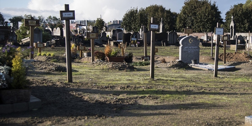 Fransa'da Kovid-19 Nedeniyle Müslümanlar İçin Mezarlık Kalmadı